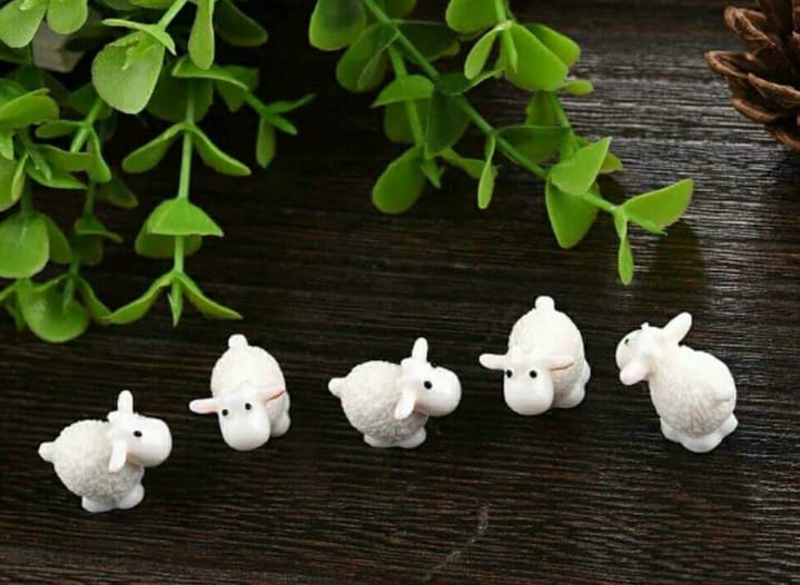 Miniature Sheep dolls (set of)