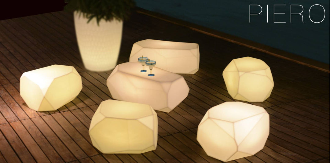 Piero LED Seater